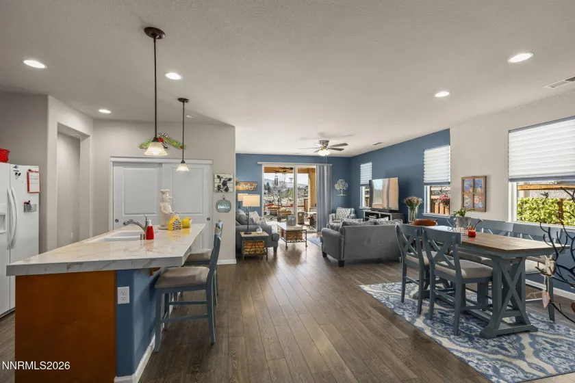 6787 Centaurus, Sparks, Nevada 89436, 3 Bedrooms Bedrooms, ,2 BathroomsBathrooms,Residential,Residential,Centaurus,260000758