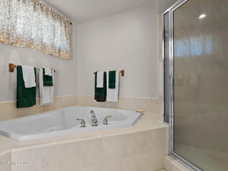 1591 Lombardy, Gardnerville, Nevada 89410, 3 Bedrooms Bedrooms, ,4 BathroomsBathrooms,Residential,Residential,Lombardy,260000759