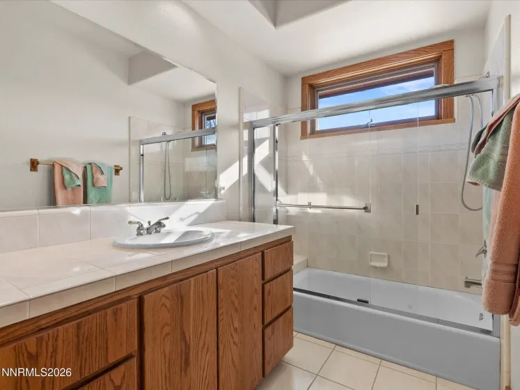 1591 Lombardy, Gardnerville, Nevada 89410, 3 Bedrooms Bedrooms, ,4 BathroomsBathrooms,Residential,Residential,Lombardy,260000759