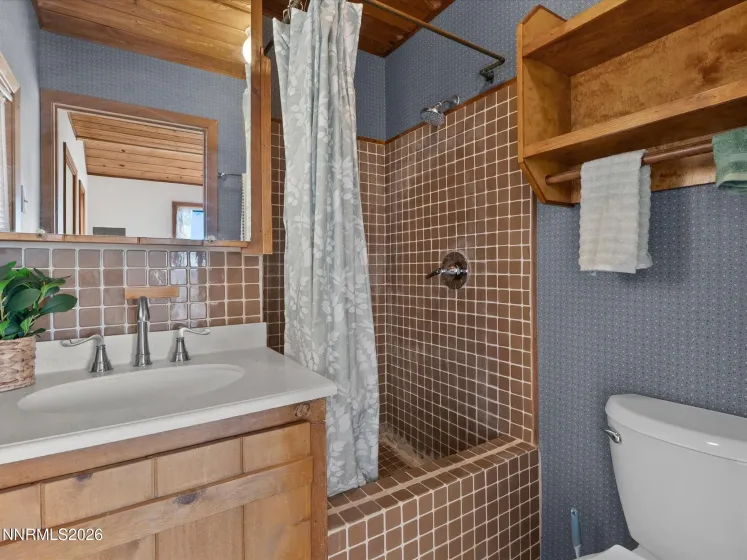 1591 Lombardy, Gardnerville, Nevada 89410, 3 Bedrooms Bedrooms, ,4 BathroomsBathrooms,Residential,Residential,Lombardy,260000759