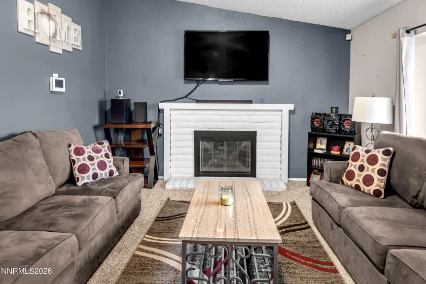 1012 Alta Vista, Sparks, Nevada 89434, 3 Bedrooms Bedrooms, ,2 BathroomsBathrooms,Residential,Residential,Alta Vista,260000760