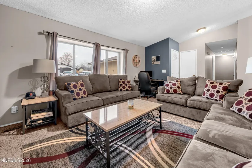 1012 Alta Vista, Sparks, Nevada 89434, 3 Bedrooms Bedrooms, ,2 BathroomsBathrooms,Residential,Residential,Alta Vista,260000760