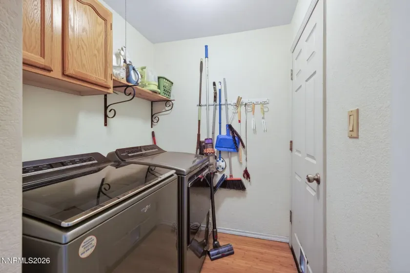 6499 Ruby Mountain, Reno, Nevada 89506, 3 Bedrooms Bedrooms, ,2 BathroomsBathrooms,Residential,Residential,Ruby Mountain,260000761