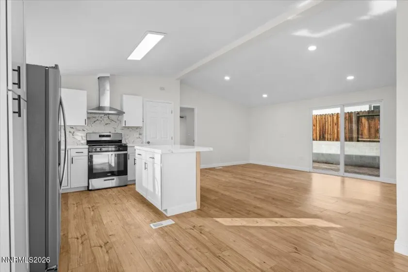 2701 Daffodil, Reno, Nevada 89512, 2 Bedrooms Bedrooms, ,2 BathroomsBathrooms,Residential,Residential,Daffodil,260000763