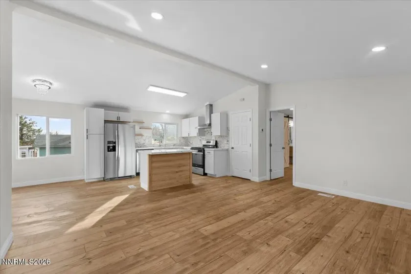 2701 Daffodil, Reno, Nevada 89512, 2 Bedrooms Bedrooms, ,2 BathroomsBathrooms,Residential,Residential,Daffodil,260000763