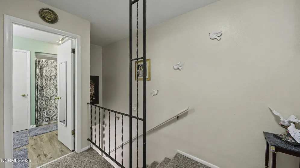 359 Smithridge, Reno, Nevada 89502, 2 Bedrooms Bedrooms, ,2 BathroomsBathrooms,Residential,Residential,Smithridge,260000762