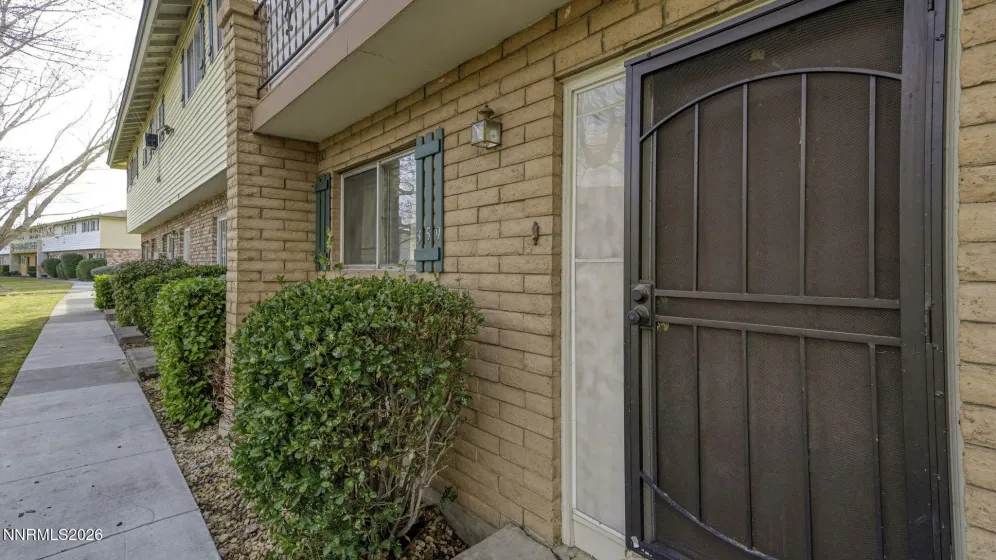 359 Smithridge, Reno, Nevada 89502, 2 Bedrooms Bedrooms, ,2 BathroomsBathrooms,Residential,Residential,Smithridge,260000762