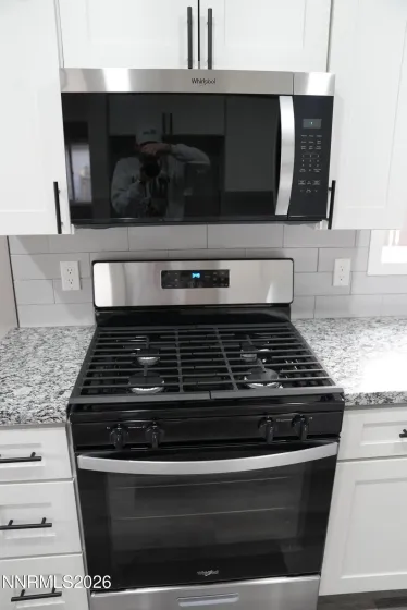 11 J, Sparks, Nevada 89431, 4 Bedrooms Bedrooms, ,2 BathroomsBathrooms,Residential,Residential,J,260000765