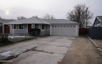 11 J, Sparks, Nevada 89431, 4 Bedrooms Bedrooms, ,2 BathroomsBathrooms,Residential,Residential,J,260000765