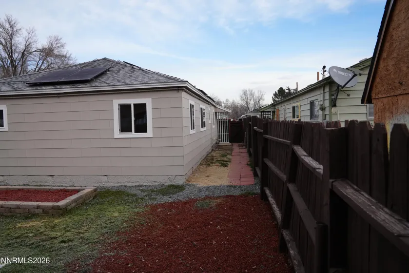 11 J, Sparks, Nevada 89431, 4 Bedrooms Bedrooms, ,2 BathroomsBathrooms,Residential,Residential,J,260000765