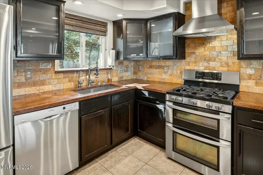 2601 Powder, Reno, Nevada 89503, 3 Bedrooms Bedrooms, ,3 BathroomsBathrooms,Residential,Residential,Powder,260000766