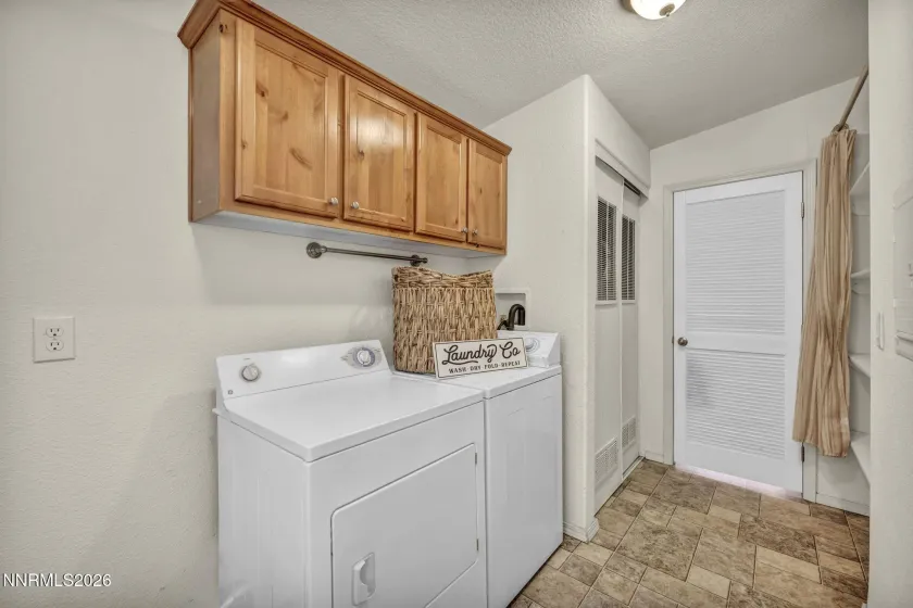 2741 Bunch, Carson City, Nevada 89706, 3 Bedrooms Bedrooms, ,2 BathroomsBathrooms,Residential,Residential,Bunch,260000768