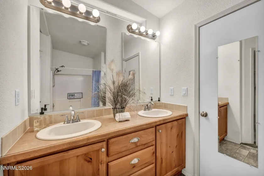 2741 Bunch, Carson City, Nevada 89706, 3 Bedrooms Bedrooms, ,2 BathroomsBathrooms,Residential,Residential,Bunch,260000768