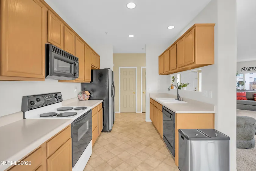 3290 Creekside, Sparks, Nevada 89431, 3 Bedrooms Bedrooms, ,2 BathroomsBathrooms,Residential,Residential,Creekside,260000771