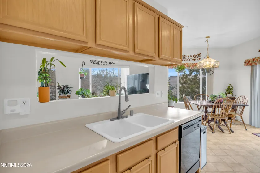 3290 Creekside, Sparks, Nevada 89431, 3 Bedrooms Bedrooms, ,2 BathroomsBathrooms,Residential,Residential,Creekside,260000771