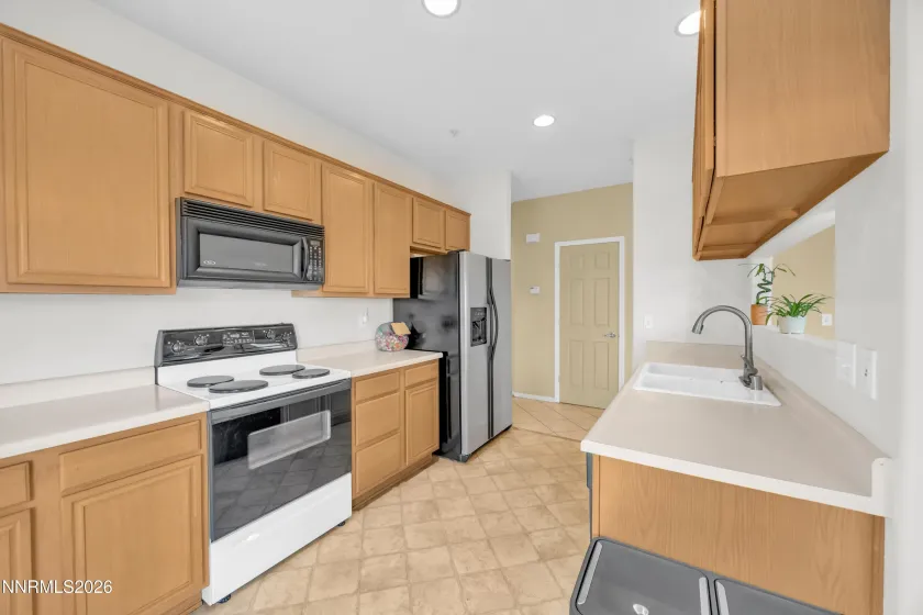 3290 Creekside, Sparks, Nevada 89431, 3 Bedrooms Bedrooms, ,2 BathroomsBathrooms,Residential,Residential,Creekside,260000771