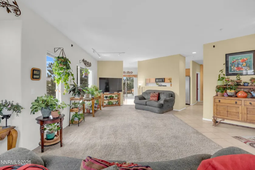 3290 Creekside, Sparks, Nevada 89431, 3 Bedrooms Bedrooms, ,2 BathroomsBathrooms,Residential,Residential,Creekside,260000771