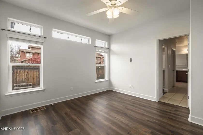 986 Floral Ridge, Sparks, Nevada 89436, 2 Bedrooms Bedrooms, ,2 BathroomsBathrooms,Residential,Residential,Floral Ridge,260000772