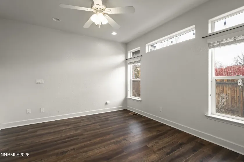 986 Floral Ridge, Sparks, Nevada 89436, 2 Bedrooms Bedrooms, ,2 BathroomsBathrooms,Residential,Residential,Floral Ridge,260000772