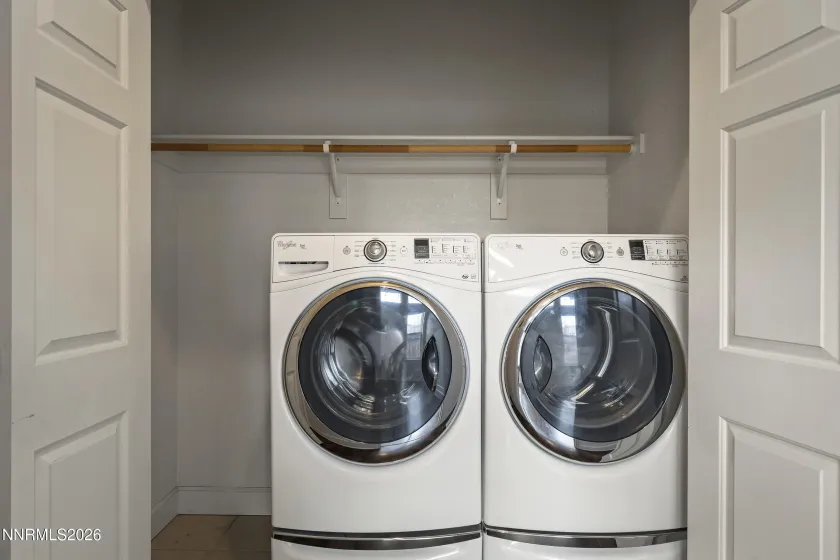 986 Floral Ridge, Sparks, Nevada 89436, 2 Bedrooms Bedrooms, ,2 BathroomsBathrooms,Residential,Residential,Floral Ridge,260000772