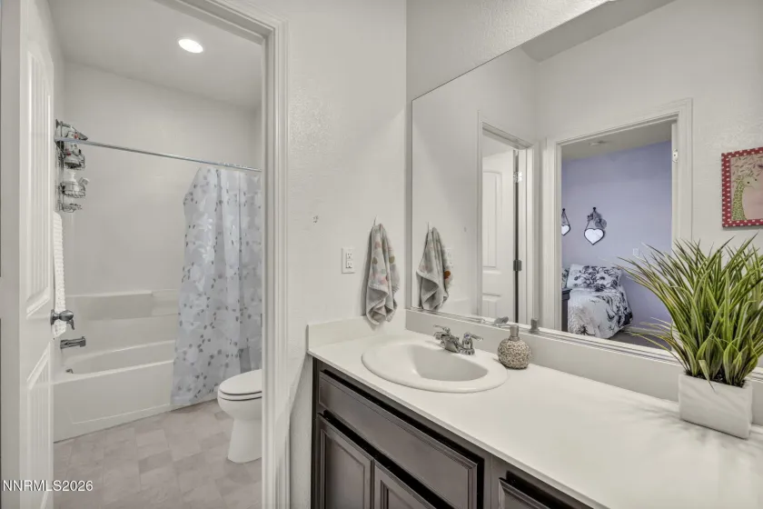 10928 Bloomsburg, Reno, Nevada 89506, 3 Bedrooms Bedrooms, ,3 BathroomsBathrooms,Residential,Residential,Bloomsburg,260000774