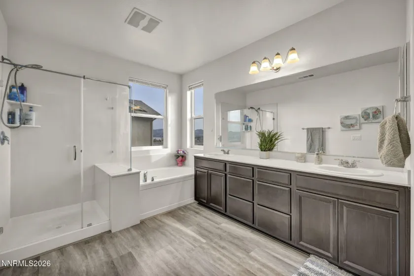 10928 Bloomsburg, Reno, Nevada 89506, 3 Bedrooms Bedrooms, ,3 BathroomsBathrooms,Residential,Residential,Bloomsburg,260000774