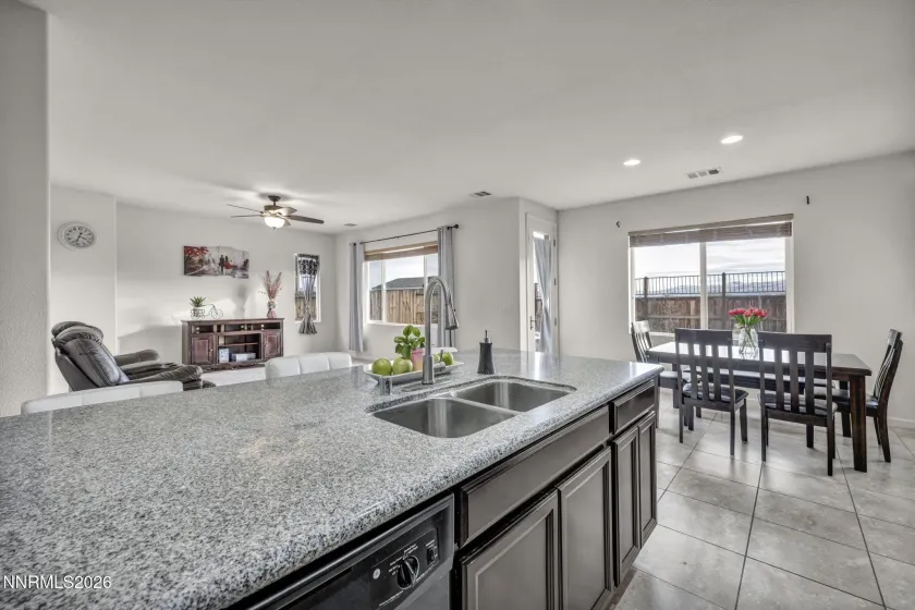 10928 Bloomsburg, Reno, Nevada 89506, 3 Bedrooms Bedrooms, ,3 BathroomsBathrooms,Residential,Residential,Bloomsburg,260000774