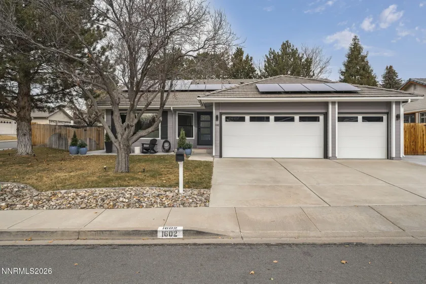 1602 Canyon Terrace, Sparks, Nevada 89436, 3 Bedrooms Bedrooms, ,3 BathroomsBathrooms,Residential,Residential,Canyon Terrace,260000778