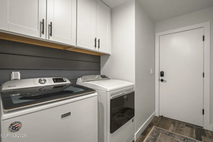 1602 Canyon Terrace, Sparks, Nevada 89436, 3 Bedrooms Bedrooms, ,3 BathroomsBathrooms,Residential,Residential,Canyon Terrace,260000778