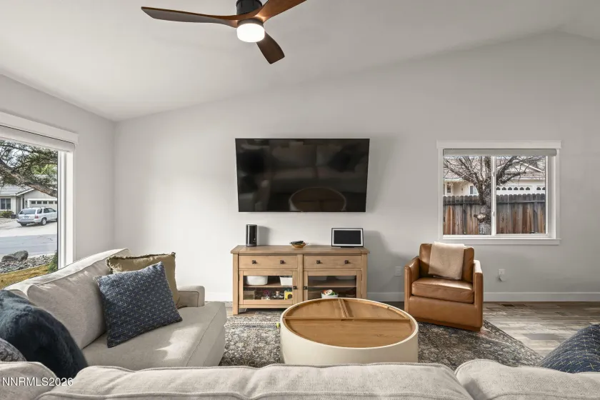 1602 Canyon Terrace, Sparks, Nevada 89436, 3 Bedrooms Bedrooms, ,3 BathroomsBathrooms,Residential,Residential,Canyon Terrace,260000778