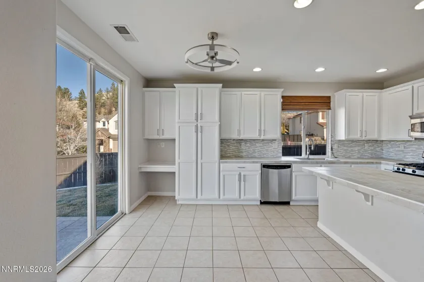 395 Jackson Springs, Reno, Nevada 89523, 5 Bedrooms Bedrooms, ,3 BathroomsBathrooms,Residential,Residential,Jackson Springs,260000779