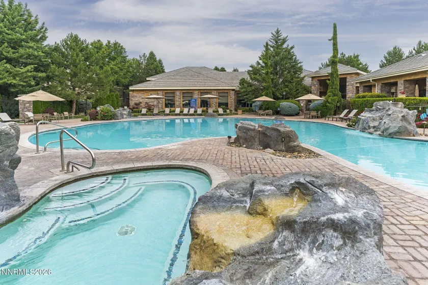 900 Meadows, Reno, Nevada 89521, 2 Bedrooms Bedrooms, ,2 BathroomsBathrooms,Residential,Residential,Meadows,260000780