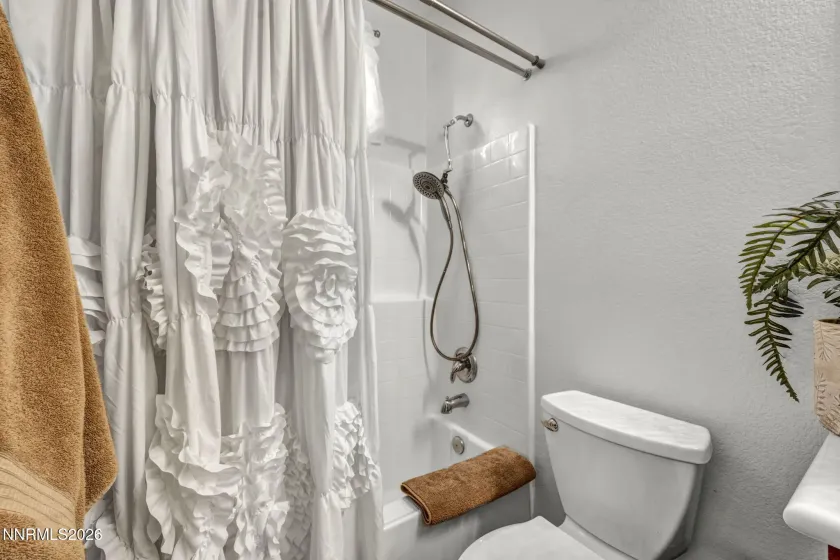 519 Sand Crane, Sparks, Nevada 89436, 3 Bedrooms Bedrooms, ,2 BathroomsBathrooms,Residential,Residential,Sand Crane,260000782