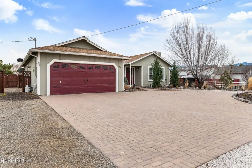 1329 Dennis, Minden, Nevada 89423, 3 Bedrooms Bedrooms, ,2 BathroomsBathrooms,Residential,Residential,Dennis,260000784