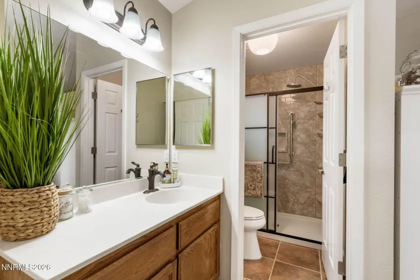 1329 Dennis, Minden, Nevada 89423, 3 Bedrooms Bedrooms, ,2 BathroomsBathrooms,Residential,Residential,Dennis,260000784