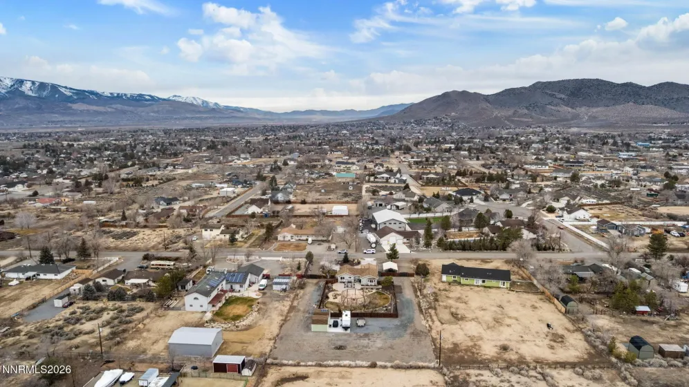 1329 Dennis, Minden, Nevada 89423, 3 Bedrooms Bedrooms, ,2 BathroomsBathrooms,Residential,Residential,Dennis,260000784