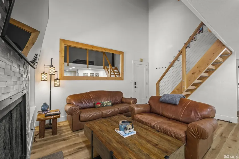 945 Harold, Incline Village, Nevada 89451, 3 Bedrooms Bedrooms, ,2 BathroomsBathrooms,Residential,Residential,Harold,260000785