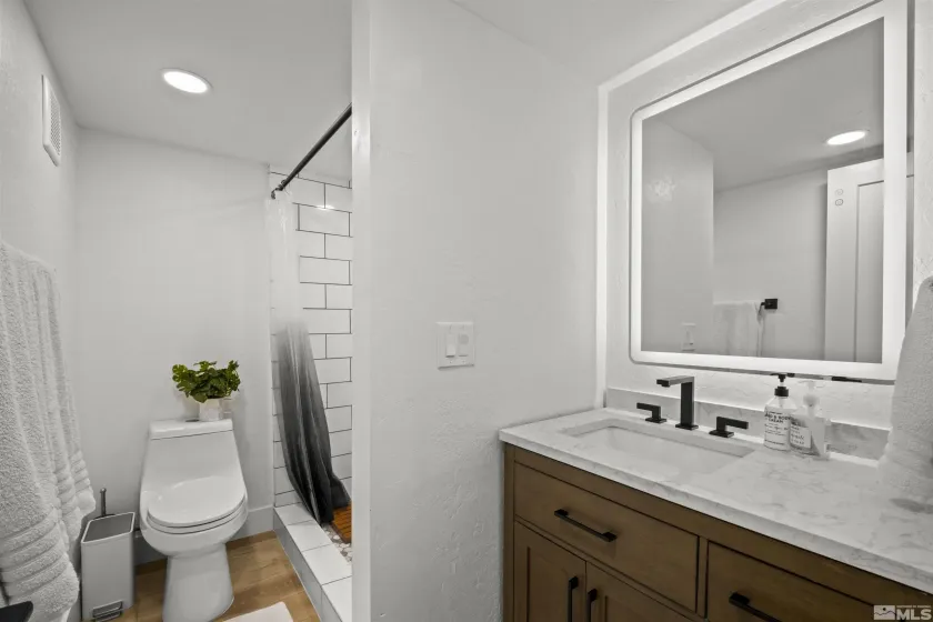 945 Harold, Incline Village, Nevada 89451, 3 Bedrooms Bedrooms, ,2 BathroomsBathrooms,Residential,Residential,Harold,260000785