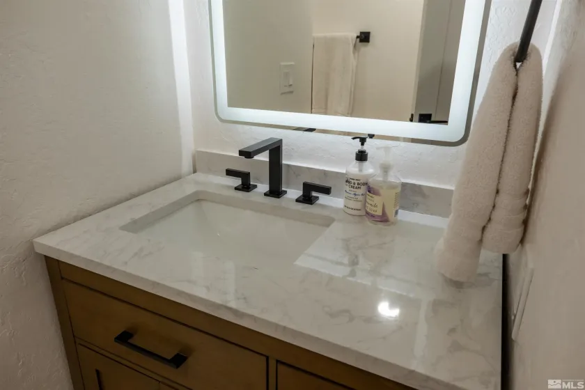 945 Harold, Incline Village, Nevada 89451, 3 Bedrooms Bedrooms, ,2 BathroomsBathrooms,Residential,Residential,Harold,260000785