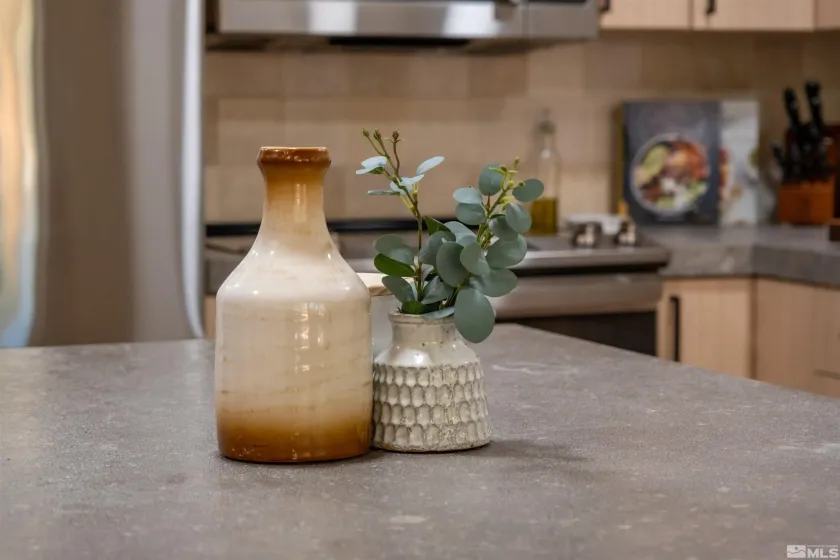 945 Harold, Incline Village, Nevada 89451, 3 Bedrooms Bedrooms, ,2 BathroomsBathrooms,Residential,Residential,Harold,260000785