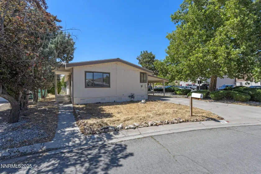 52 Ave De La Bleu De Clair, Sparks, Nevada 89434, 3 Bedrooms Bedrooms, ,2 BathroomsBathrooms,Residential,Residential,Ave De La Bleu De Clair,250058001