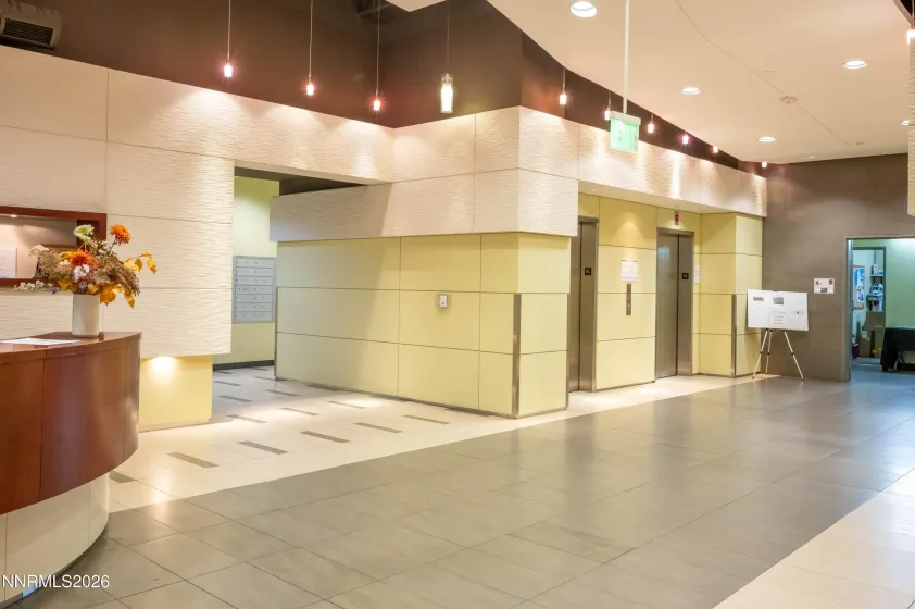 255 Sierra, Reno, Nevada 89501, ,1 BathroomBathrooms,Residential,Residential,Sierra,260000798