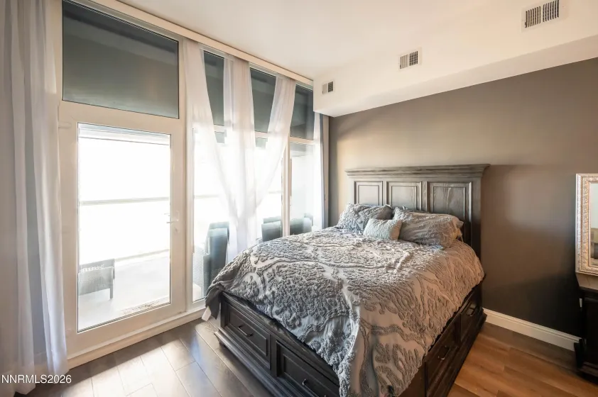 255 Sierra, Reno, Nevada 89501, ,1 BathroomBathrooms,Residential,Residential,Sierra,260000798