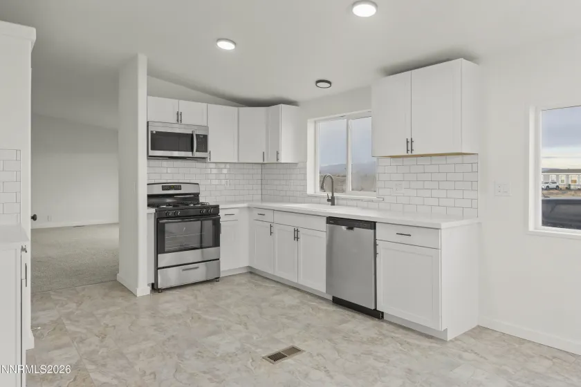 3225 Antelope, Silver Springs, Nevada 89429, 3 Bedrooms Bedrooms, ,2 BathroomsBathrooms,Residential,Residential,Antelope,260000799