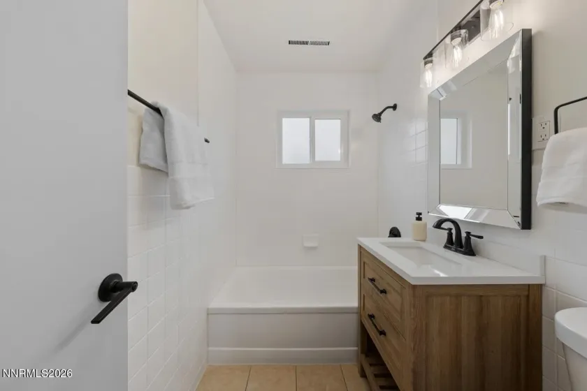 1110 Dodson, Sparks, Nevada 89431, 3 Bedrooms Bedrooms, ,1 BathroomBathrooms,Residential,Residential,Dodson,260000800