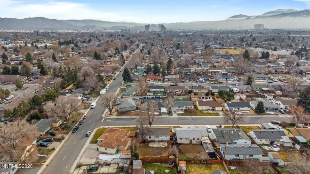 1110 Dodson, Sparks, Nevada 89431, 3 Bedrooms Bedrooms, ,1 BathroomBathrooms,Residential,Residential,Dodson,260000800