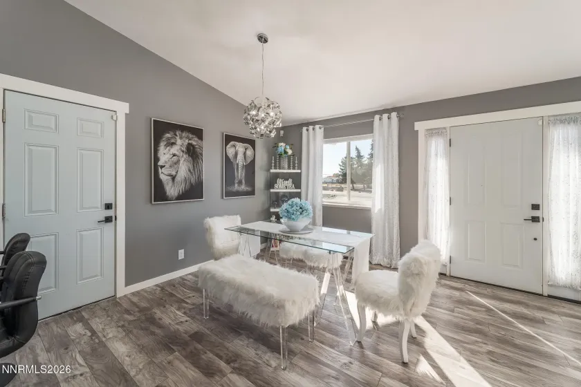 10155 Silver Knolls, Reno, Nevada 89508, 3 Bedrooms Bedrooms, ,2 BathroomsBathrooms,Residential,Residential,Silver Knolls,260000805