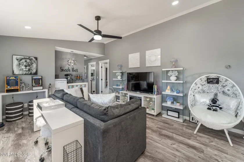 10155 Silver Knolls, Reno, Nevada 89508, 3 Bedrooms Bedrooms, ,2 BathroomsBathrooms,Residential,Residential,Silver Knolls,260000805