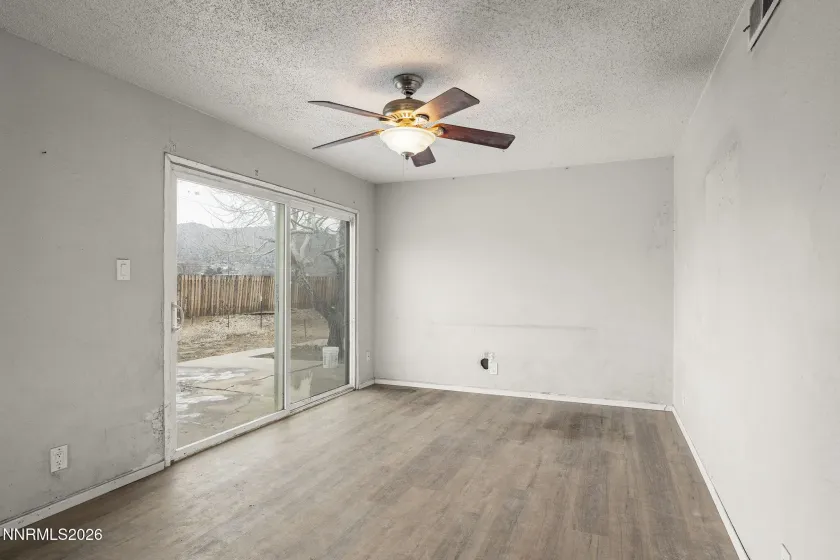 11595 Deodar, Reno, Nevada 89506, 4 Bedrooms Bedrooms, ,2 BathroomsBathrooms,Residential,Residential,Deodar,260000807