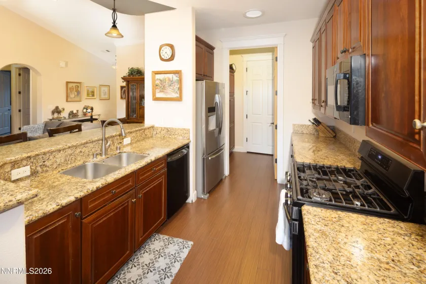 1202 Cottage, Gardnerville, Nevada 89460, 2 Bedrooms Bedrooms, ,2 BathroomsBathrooms,Residential,Residential,Cottage,260000810